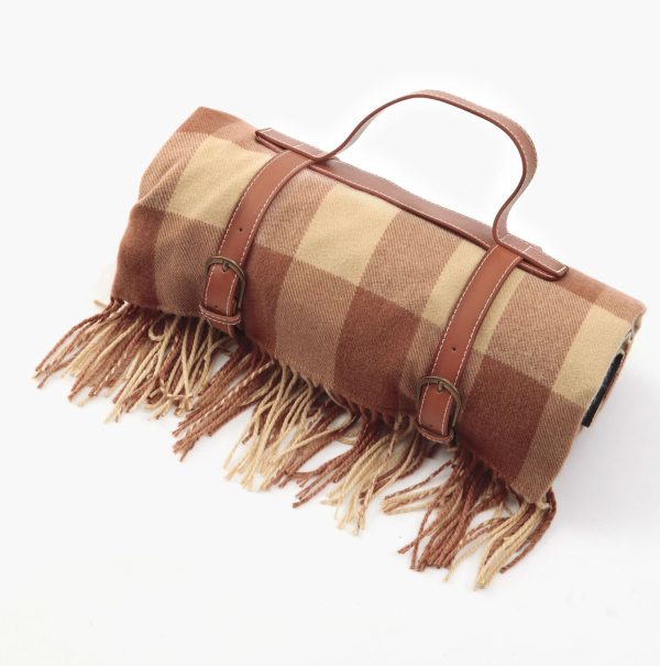 Leather strap braided tassel waterproof and moisture-proof thickened beach mat