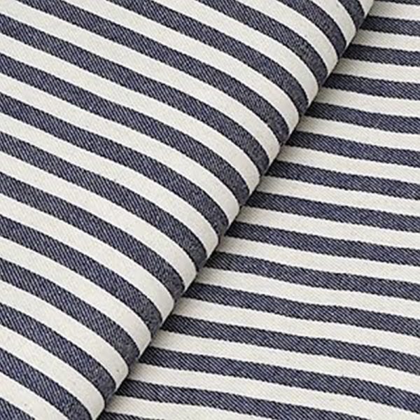 Simple design strap portable moisture-proof picnic mat