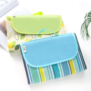 Ins style spring outing portable thickened waterproof and moisture-proof picnic mat