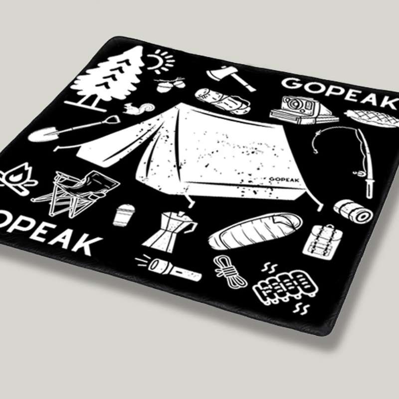 Black and white thickened color film machine washable picnic mat