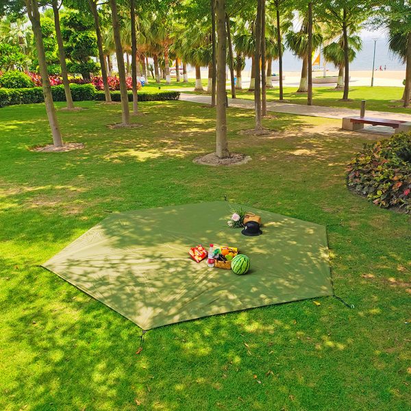 Oversized Oxford cloth waterproof and wear-resistant octagonal floor mat for picnic