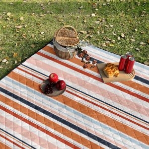 Colorful leaf pongee waterproof foldable portable picnic mat