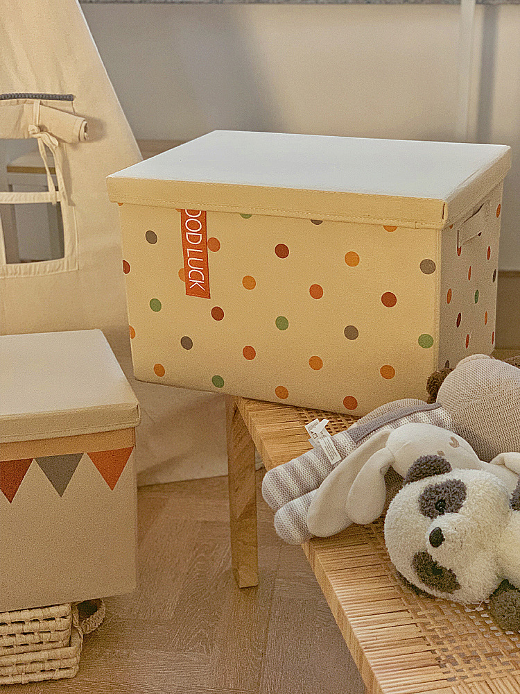 Eco-Friendly Washable Foldable Storage Box with Lid - Clothing Organizer for Wardrobe, Children's Carrying, and Portable Storage
